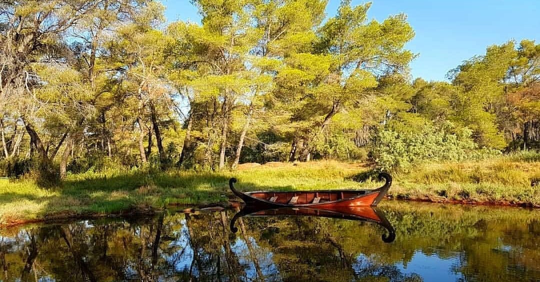 Turizmi në Shqipëri po përballet me “kërcënime nga dora e njeriut”
