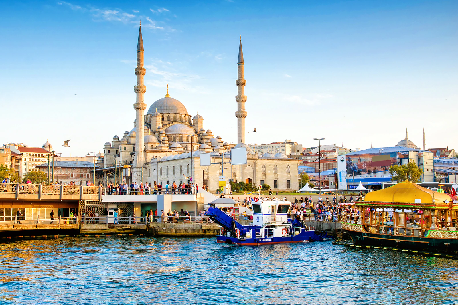 Sa turistë e vizituan Stambollin në dy muajt e parë?
